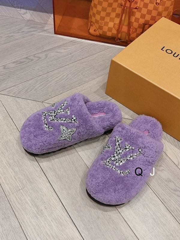 LV Women's Slippers 1